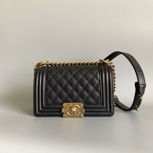 CHANEL SMALL BOY BAG 20 IN BLACK LAMBSKIN GOLD HARDWARE