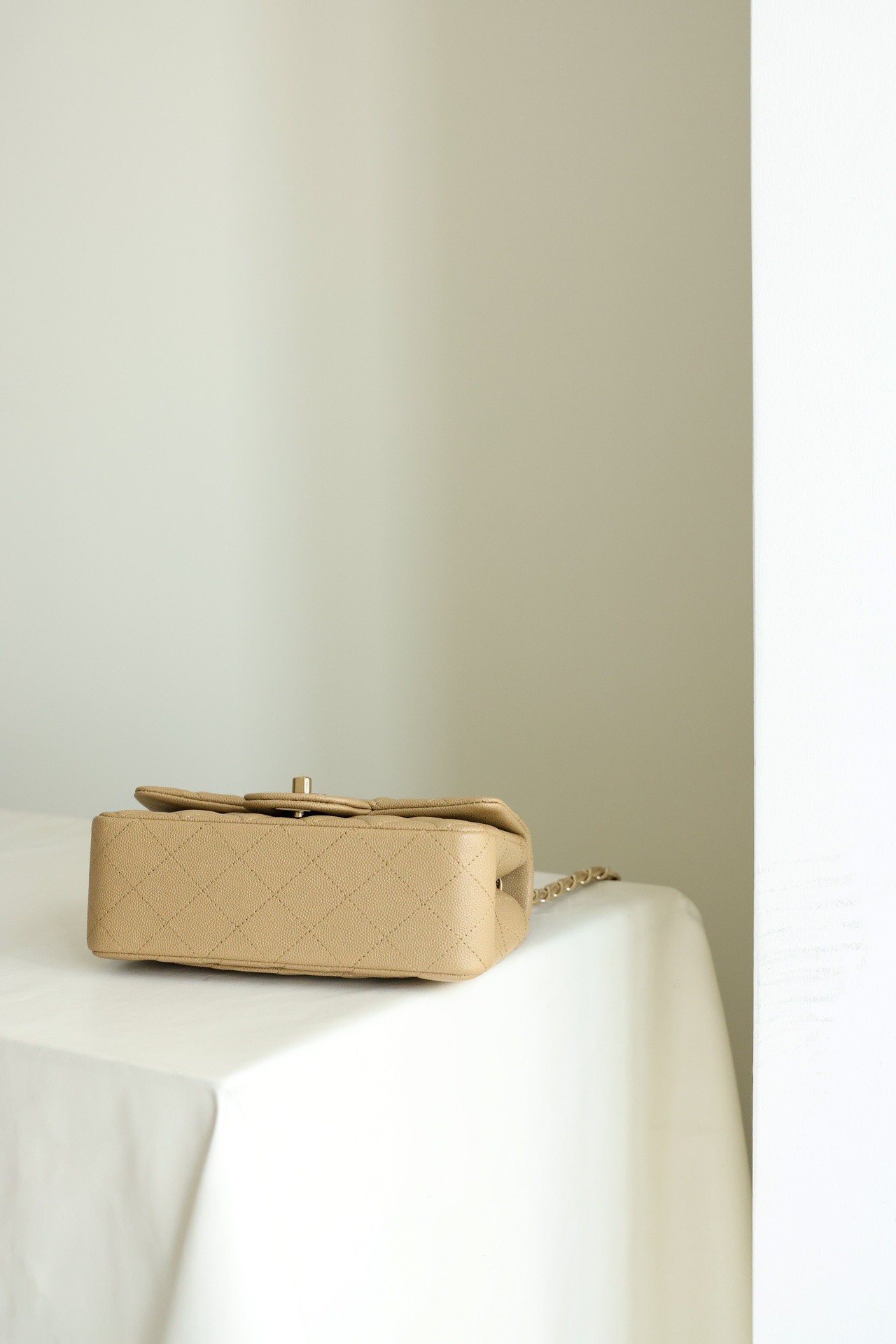 Tui-Xach-Chanel-Classic-Flap-Mini-Nu-Mau-Be-Sieu-Cap-20cm-7