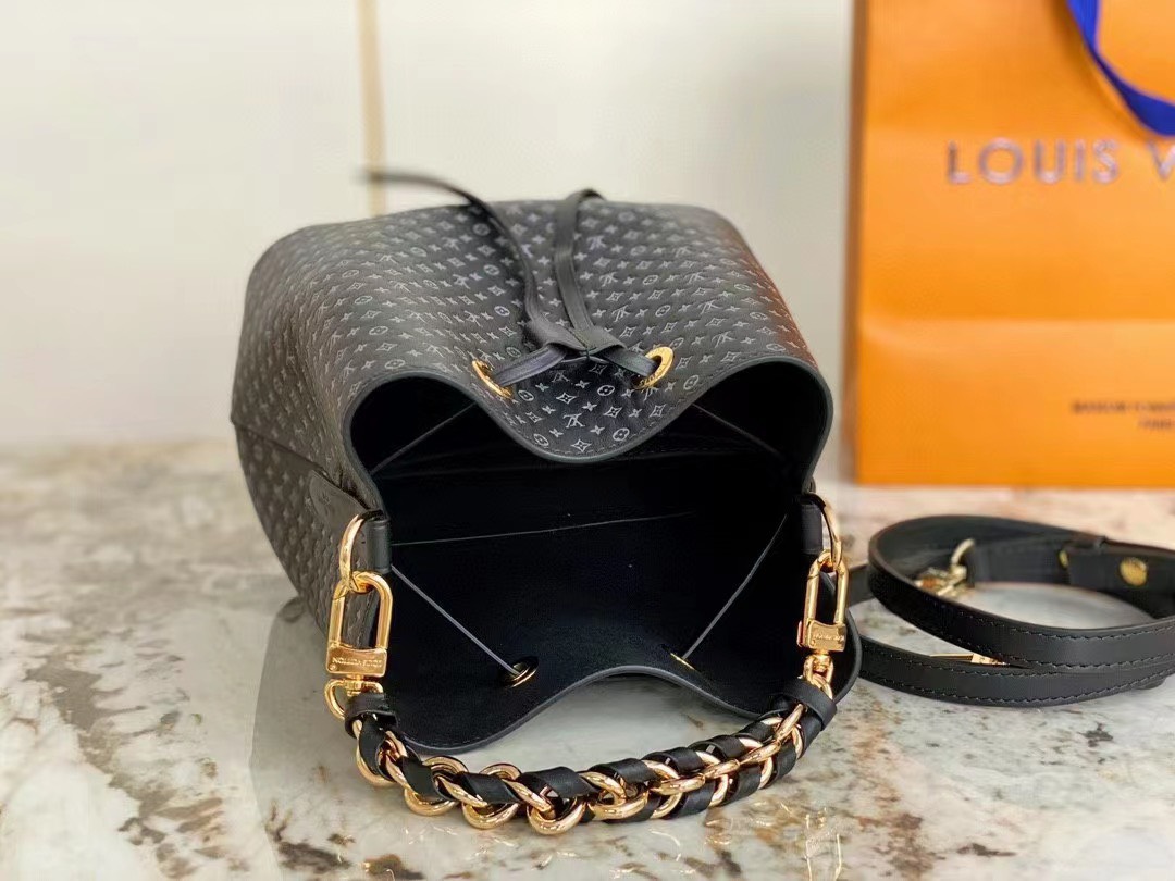 Tui-Xach-Louis-Vuitton-LV-Neonoe-BB-Like-Auth-Mau-Den-26cm-3