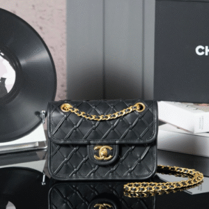 Chanel 25C Flap Bag 19cm Black Quilted Lambskin