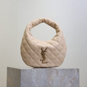 YSL ICARINO 17 IN BEIGE QUILTED GOLD HARDWARE