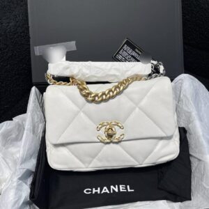 CHANEL 19 FLAP MEDIUM WHITE LAMBSKIN